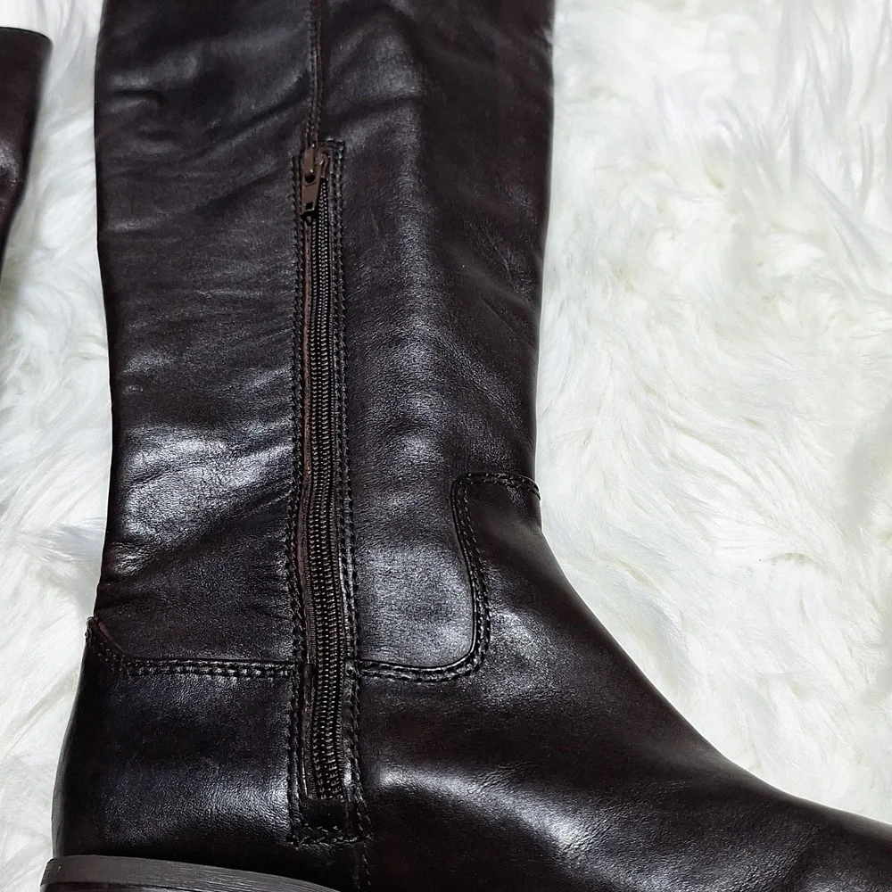 NWT Elegant Brown Leather INC Knee-High Boots 6M Riding Boots